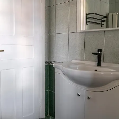 Διαμέρισμα Mootoo Flat One