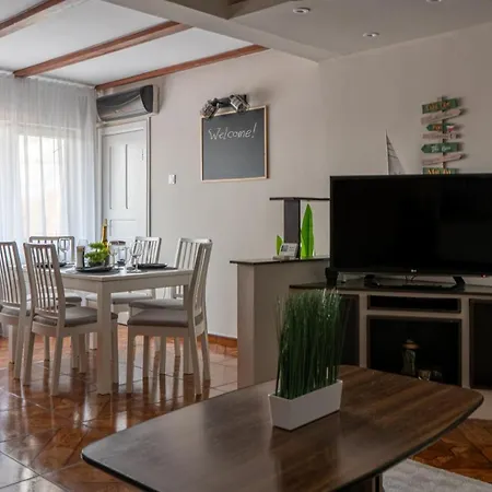 Apartment Mootoo Flat One